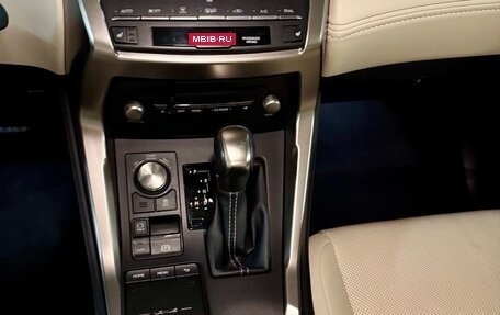 Lexus NX I, 2020 год, 4 500 000 рублей, 2 фотография