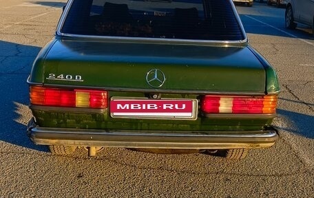 Mercedes-Benz W123, 1981 год, 500 000 рублей, 3 фотография