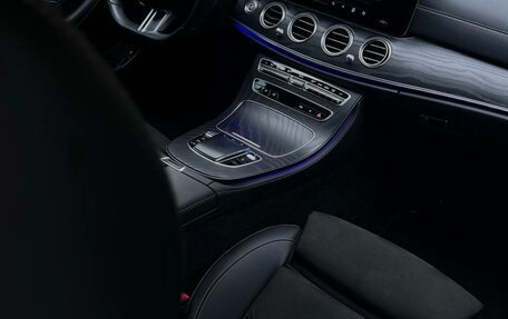 Mercedes-Benz E-Класс, 2020 год, 4 151 000 рублей, 7 фотография