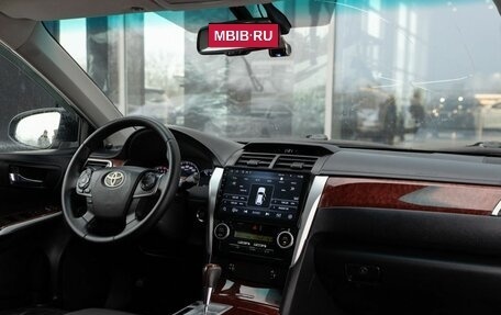 Toyota Camry, 2012 год, 1 750 000 рублей, 10 фотография