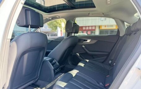 Audi A4, 2022 год, 2 100 000 рублей, 8 фотография