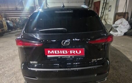 Lexus NX I, 2017 год, 3 000 000 рублей, 2 фотография