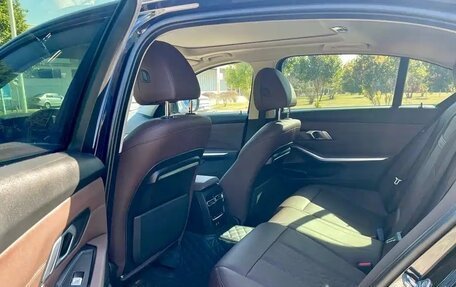 BMW 3 серия, 2022 год, 2 910 000 рублей, 13 фотография