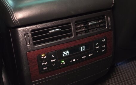Toyota Land Cruiser 200, 2015 год, 4 790 000 рублей, 16 фотография
