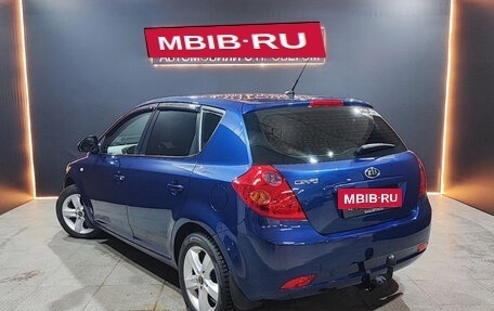 KIA cee'd I рестайлинг, 2009 год, 640 000 рублей, 2 фотография
