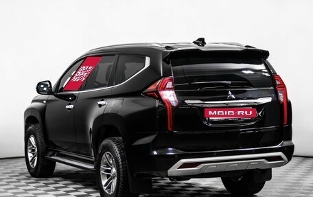 Mitsubishi Montero Sport, 2022 год, 4 298 000 рублей, 7 фотография