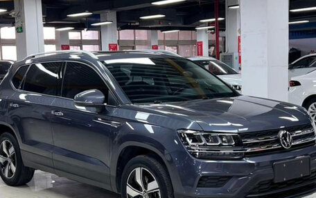 Volkswagen Tharu, 2022 год, 1 760 000 рублей, 3 фотография