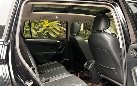 Volkswagen Tiguan II, 2021 год, 3 539 000 рублей, 12 фотография