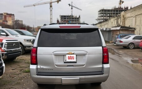 Chevrolet Suburban, 2016 год, 4 999 999 рублей, 4 фотография