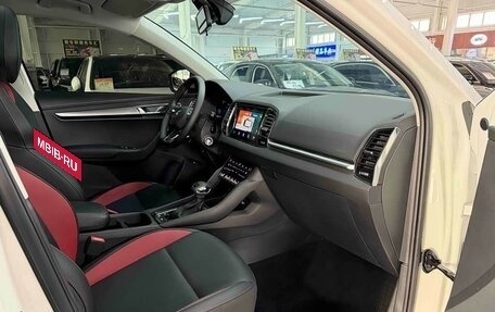 Skoda Karoq I, 2023 год, 2 070 000 рублей, 14 фотография