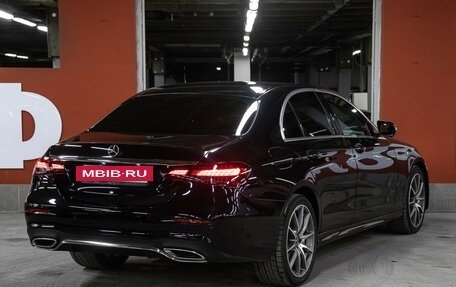 Mercedes-Benz E-Класс, 2021 год, 3 698 000 рублей, 5 фотография