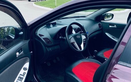 Hyundai Solaris II рестайлинг, 2012 год, 870 000 рублей, 10 фотография