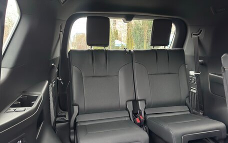 Lexus LX, 2025 год, 18 900 000 рублей, 11 фотография