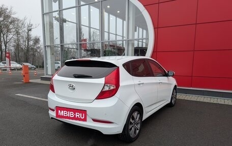 Hyundai Solaris II рестайлинг, 2016 год, 1 050 000 рублей, 5 фотография