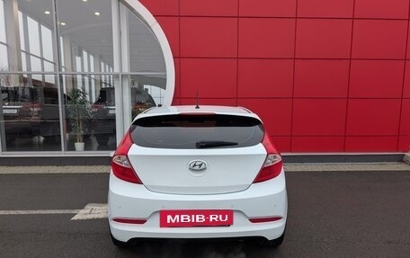 Hyundai Solaris II рестайлинг, 2016 год, 1 050 000 рублей, 6 фотография