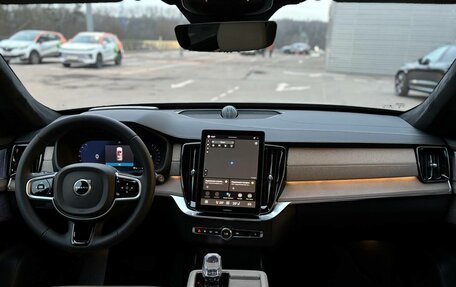 Volvo XC90 II рестайлинг, 2025 год, 12 750 000 рублей, 23 фотография