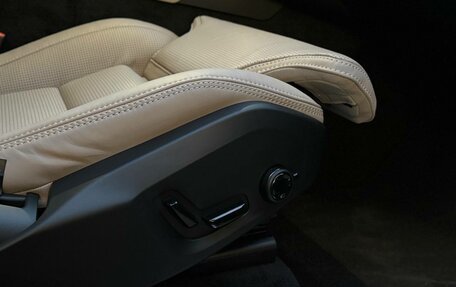 Volvo XC90 II рестайлинг, 2025 год, 12 750 000 рублей, 40 фотография