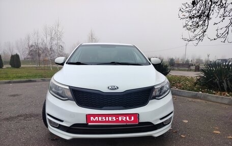 KIA Rio III рестайлинг, 2015 год, 1 050 000 рублей, 1 фотография