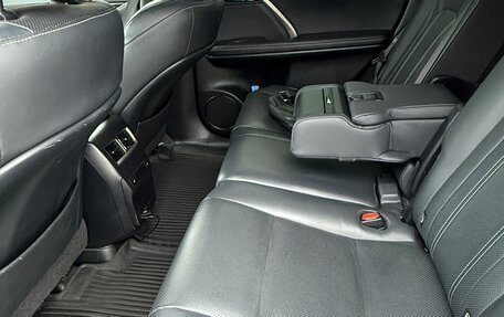 Lexus RX IV рестайлинг, 2021 год, 4 999 999 рублей, 13 фотография