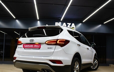 Hyundai Santa Fe III рестайлинг, 2017 год, 2 349 000 рублей, 6 фотография