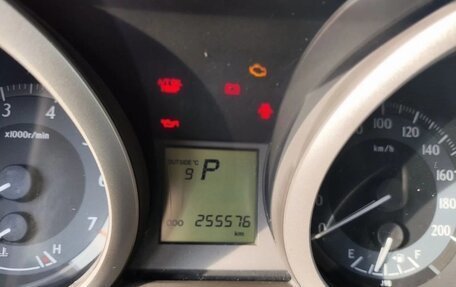 Toyota Land Cruiser Prado 150 рестайлинг 2, 2012 год, 3 000 000 рублей, 6 фотография