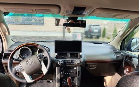 Toyota Land Cruiser Prado 150 рестайлинг 2, 2012 год, 3 000 000 рублей, 4 фотография