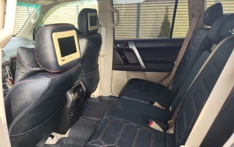 Toyota Land Cruiser Prado 150 рестайлинг 2, 2012 год, 3 000 000 рублей, 5 фотография