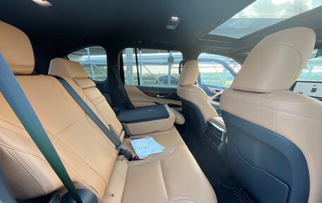 Lexus LX, 2025 год, 15 000 000 рублей, 7 фотография