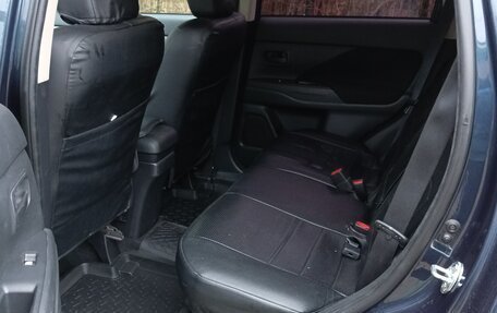 Mitsubishi Outlander III рестайлинг 3, 2018 год, 2 100 000 рублей, 6 фотография