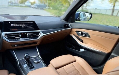 BMW 3 серия, 2022 год, 2 850 000 рублей, 9 фотография