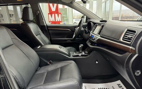 Toyota Highlander III, 2015 год, 3 149 000 рублей, 24 фотография