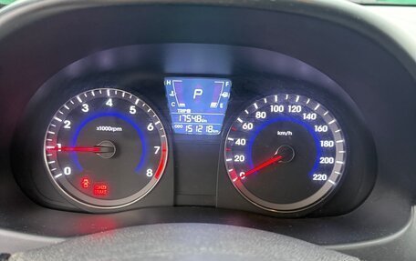 Hyundai Solaris II рестайлинг, 2011 год, 730 000 рублей, 7 фотография