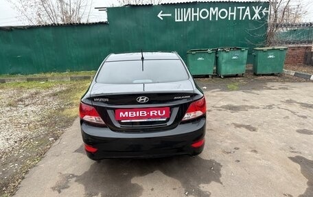 Hyundai Solaris II рестайлинг, 2011 год, 730 000 рублей, 2 фотография