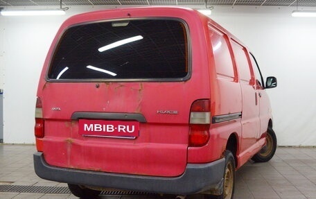 Toyota HiAce, 2007 год, 750 000 рублей, 3 фотография
