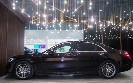 Mercedes-Benz S-Класс, 2019 год, 5 550 000 рублей, 4 фотография