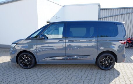 Volkswagen Multivan, 2025 год, 7 900 000 рублей, 2 фотография
