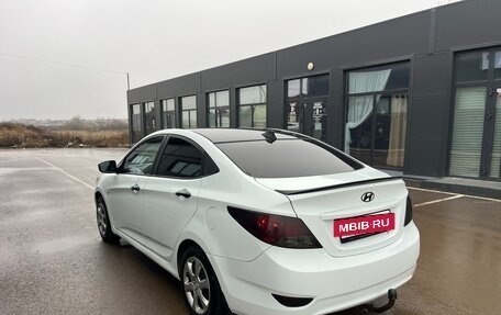 Hyundai Solaris II рестайлинг, 2013 год, 730 000 рублей, 2 фотография
