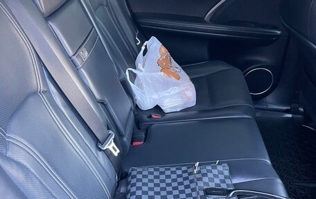Lexus RX IV рестайлинг, 2019 год, 4 450 000 рублей, 8 фотография