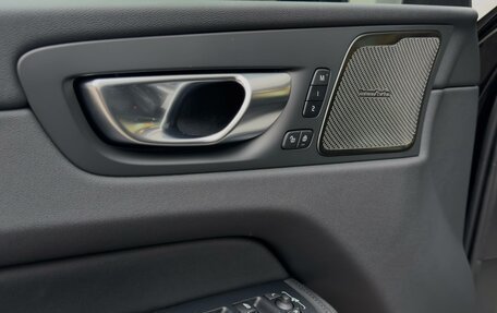 Volvo XC60 II, 2025 год, 9 990 000 рублей, 17 фотография