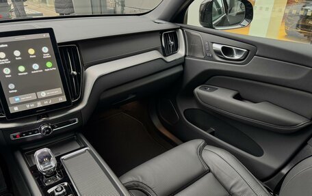 Volvo XC60 II, 2025 год, 9 990 000 рублей, 29 фотография