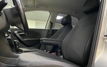 Volkswagen Polo VI (EU Market), 2013 год, 812 000 рублей, 11 фотография