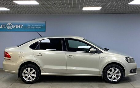 Volkswagen Polo VI (EU Market), 2013 год, 812 000 рублей, 4 фотография