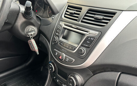 Hyundai Solaris II рестайлинг, 2016 год, 995 000 рублей, 9 фотография