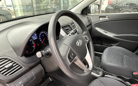 Hyundai Solaris II рестайлинг, 2016 год, 995 000 рублей, 12 фотография