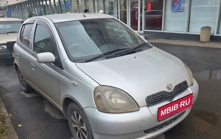 Toyota Vitz, 1999 год, 249 000 рублей, 1 фотография