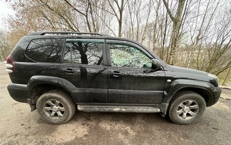 Toyota Land Cruiser Prado 120 рестайлинг, 2008 год, 2 400 000 рублей, 12 фотография