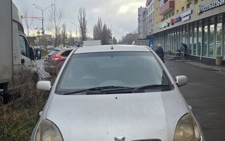 Toyota Vitz, 1999 год, 249 000 рублей, 2 фотография