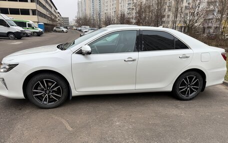 Toyota Camry, 2017 год, 2 400 000 рублей, 5 фотография
