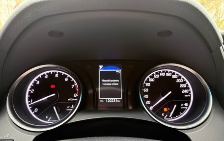 Toyota Camry, 2021 год, 2 950 000 рублей, 7 фотография