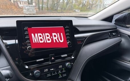 Toyota Camry, 2021 год, 2 950 000 рублей, 9 фотография